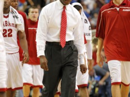 Grant releases 2011-12 Hoops Schedule
