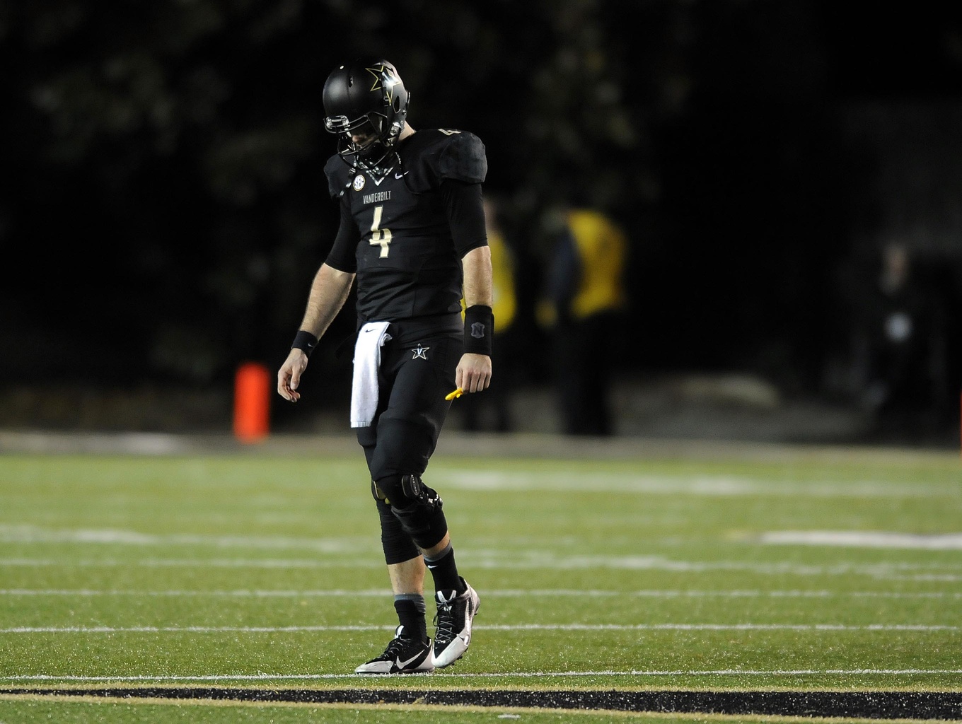 Nov 29, 2014; Nashville, TN, USA; Vanderbilt Commodores quarterback Patton Robinette (4) reacts after a turnover on downs on the last possession of the game against the Tennessee Volunteers at Vanderbilt Stadium. The Volunteers won 24-17. Mandatory Credit: Christopher Hanewinckel-USA TODAY Sports